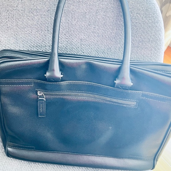 Salvatore Ferragamo briefcase in great condition - Picture 2 of 8